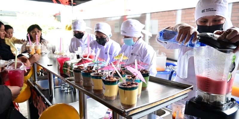 Descubre sabores únicos en la Feria Gastronómica del Instituto Continental.