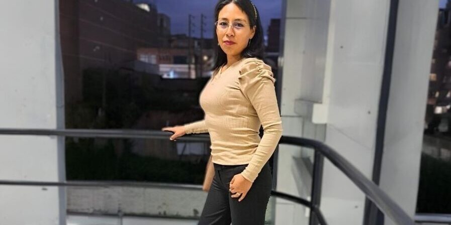 Abigail Tupalaya, estudiante de Administración de Empresas